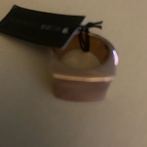 BCBG Jewelry - BCBG ring gold tone dome style size 7 NWT gift it BCBG Jewelry - BCBG ring gold tone dome style size 7 NWT gift it